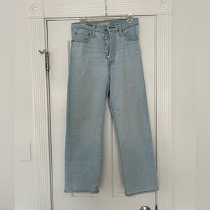 Levi's Blue Straight Leg Jeans Classic Style